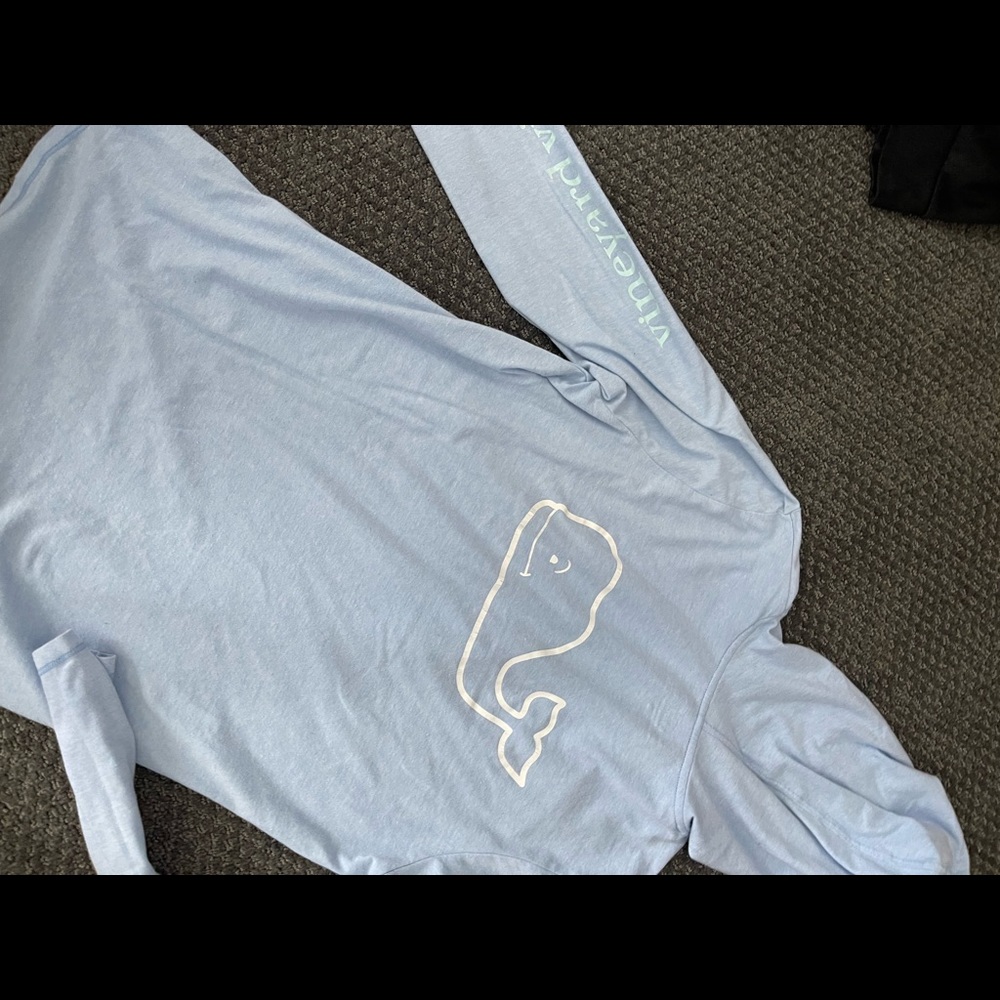 Vineyard vines hoodie!